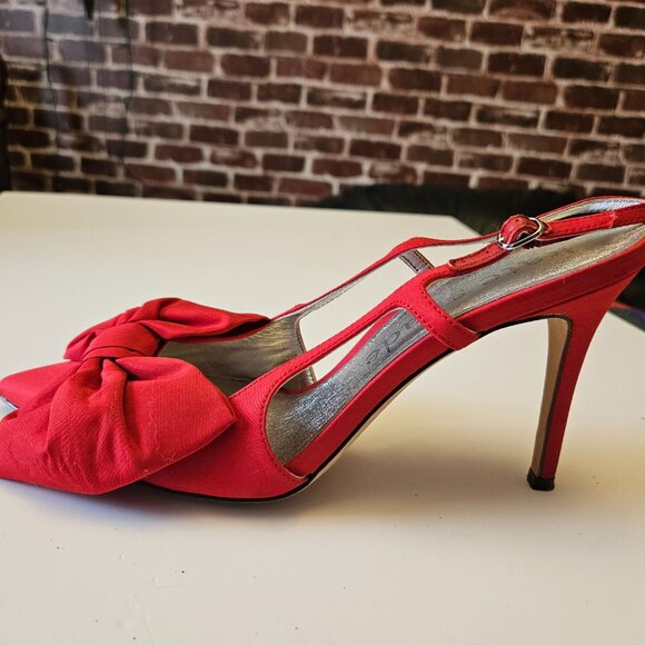 Kate Spade New York Slingback Pointed Toe Pump In Cherry Rouge Size 8B - Picture 12 of 16